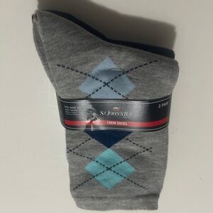 Men's Crew Socks 3-Pair NWT Fits Shoe size 4-10